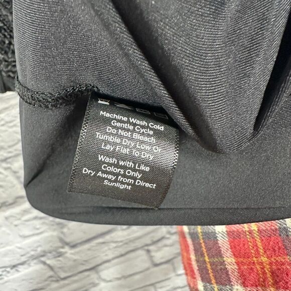 Alala Black Sleeveless Tank Top Black Mesh Back Size Medium - Picture 7 of 7